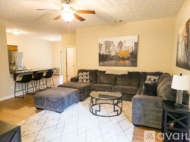 Phenix City House: 51 Willow Trace Dr