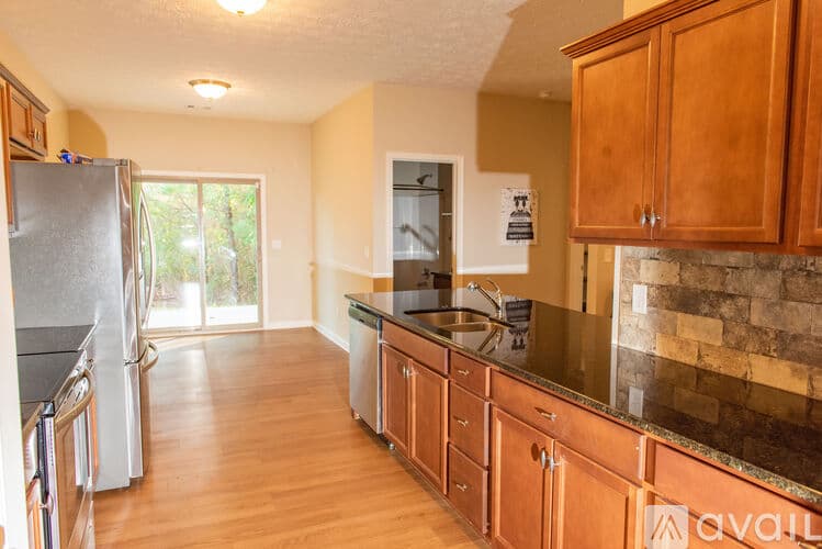 Phenix City House: 51 Willow Trace Dr
