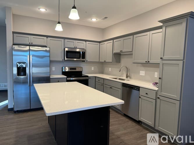 North Mankato Townhome: 2140 Rolling Green Trail