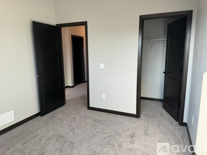 North Mankato Townhome: 2140 Rolling Green Trail