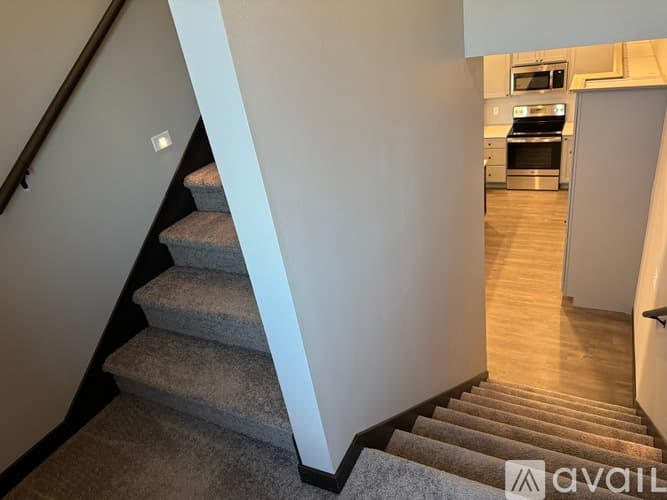 North Mankato Townhome: 2140 Rolling Green Trail
