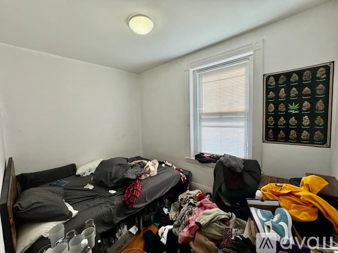 Boston Apartment: 872 Huntington Ave
