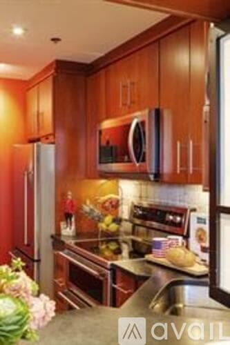 Boston Apartment: 6 Edgerly Pl