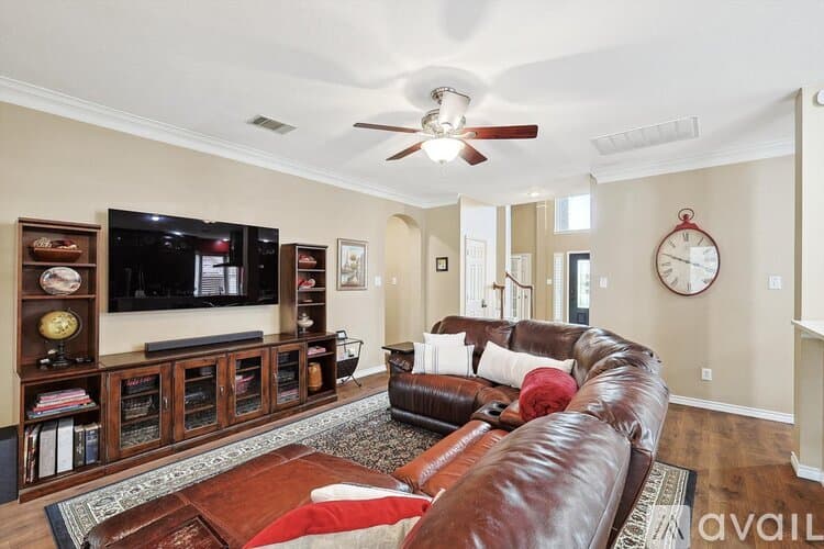 Flower Mound House: 2005 Glory Creek Cir