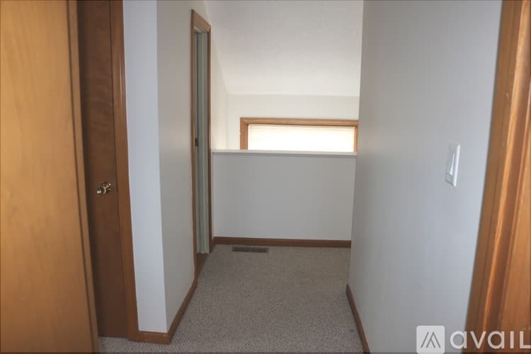 Bristol Condo: 705 Lake Ave
