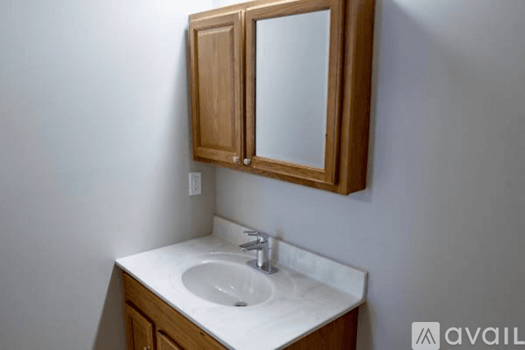 Cincinnati Apartment: 732 Ohio Pike