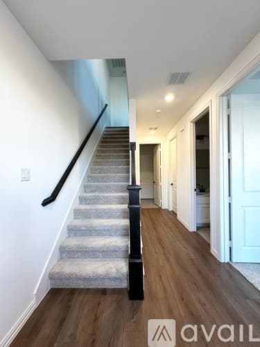 North Richland Hills House: 4357 Henderson Avenue
