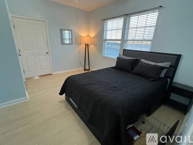 New Orleans Townhome: 3030 Toulouse Street