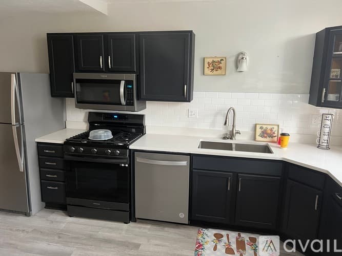 St. Louis Apartment: 2822 Mc Nair Ave