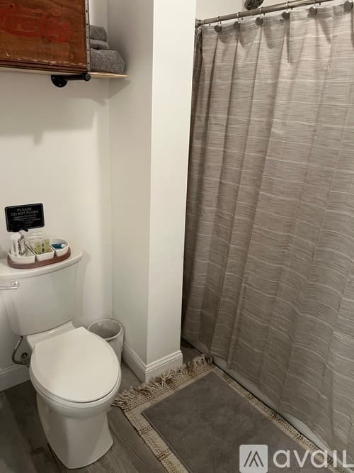 St. Louis Apartment: 2822 Mc Nair Ave