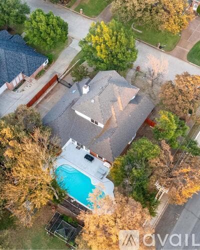 North Richland Hills House: 7701 Ridgeway Ct