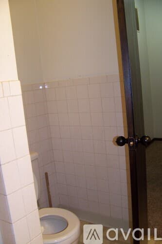 Pekin Townhome: 111 Pin Oak Drive