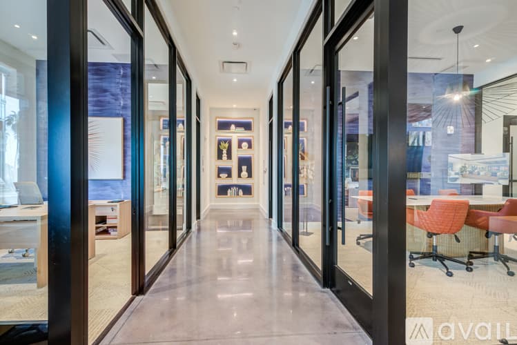 Tampa Apartment: 5498 Bay Center Dr