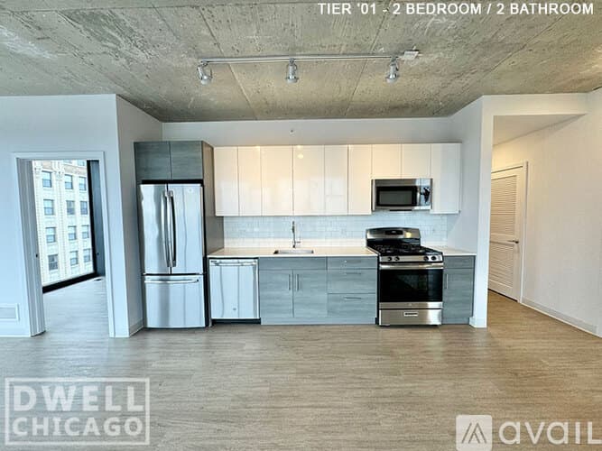 Chicago Apartment: 4555 N Sheridan Rd