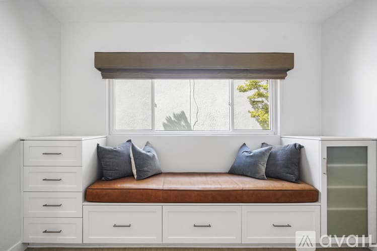 Malibu Condo: 18101 Coastline Drive