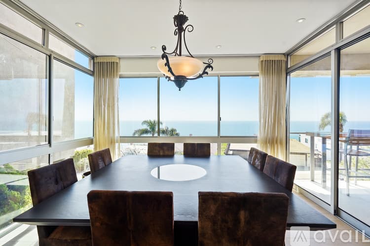 Malibu Condo: 18101 Coastline Drive