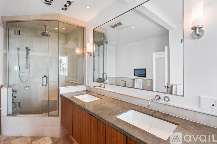 Malibu Condo: 18101 Coastline Drive