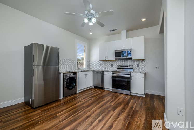 Wildomar House: 35797 Rosedown Lane