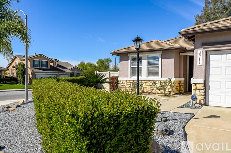 Wildomar House: 35797 Rosedown Lane
