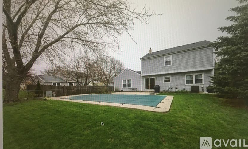 Buffalo Grove House: 1372 Brandywyn Lane