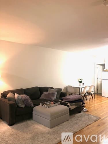 Boston Apartment: 115 Beacon St