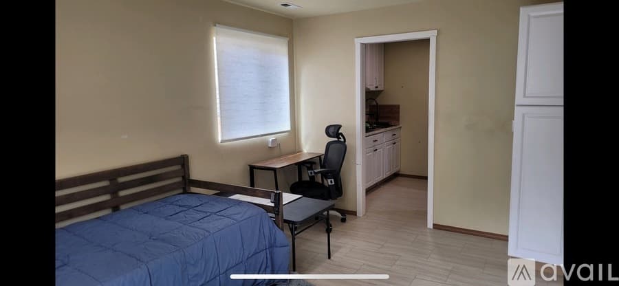 Kent Apartment: 13273 Southeast 226th Street