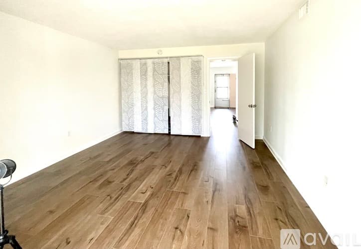St. Petersburg Condo: 7801 11 Th St N