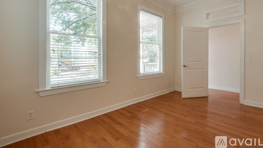 Savannah Condo: East Gwinnett Street