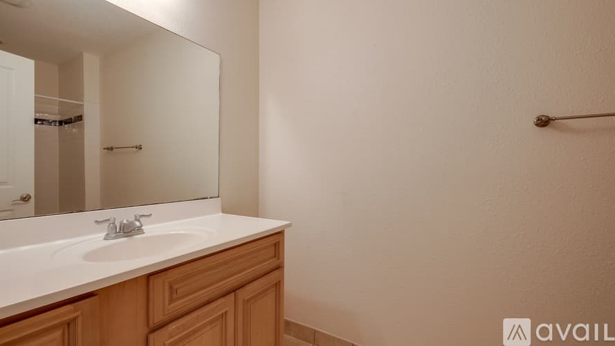 Savannah Condo: East Gwinnett Street