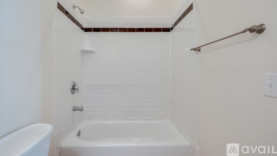 Savannah Condo: East Gwinnett Street