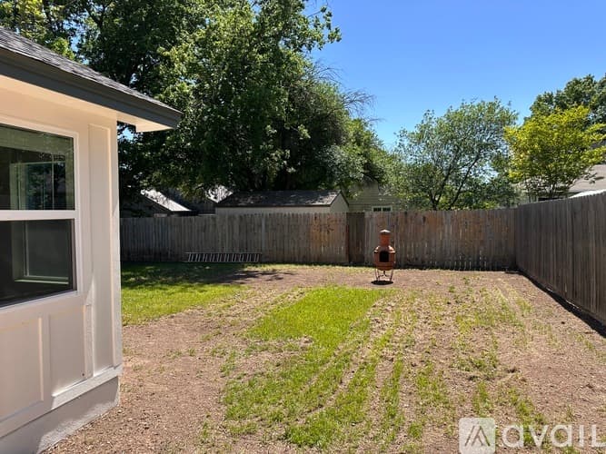Austin House: 1013 Kavanagh Dr
