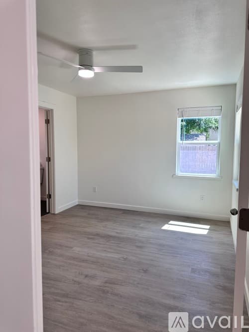 Austin House: 1013 Kavanagh Dr