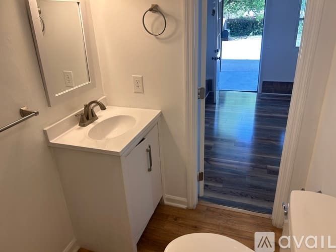 Augusta Apartment: 1313 Wilson Street