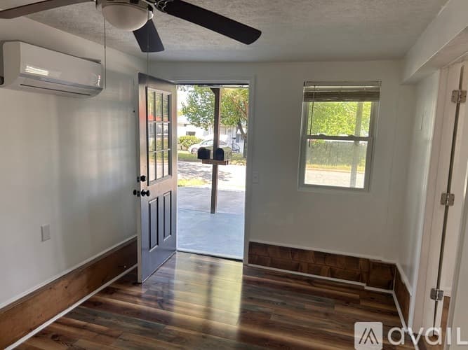 Augusta Apartment: 1313 Wilson Street