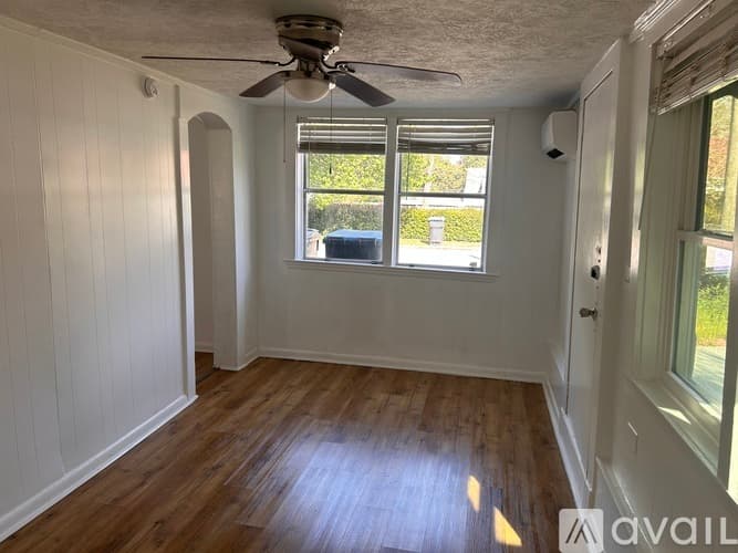 Augusta Apartment: 1313 Wilson Street