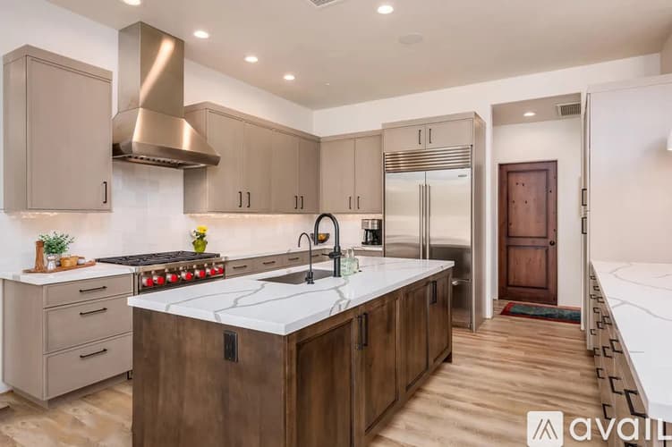 Sedona House: 120 Cll Irena