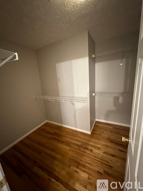 Cumming House: 1655 Berrywood Way
