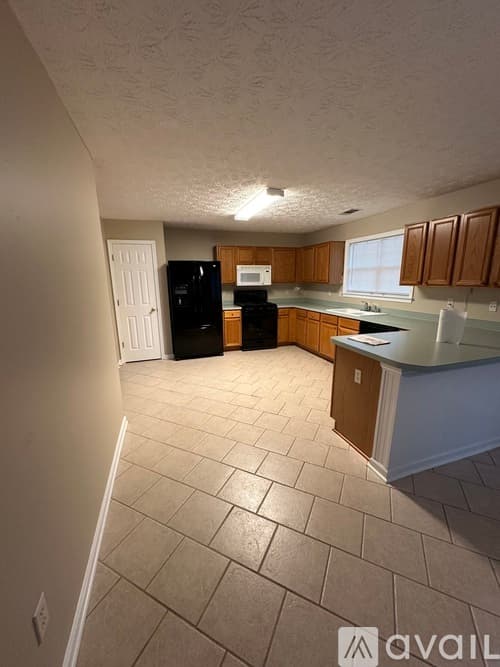 Cumming House: 1655 Berrywood Way