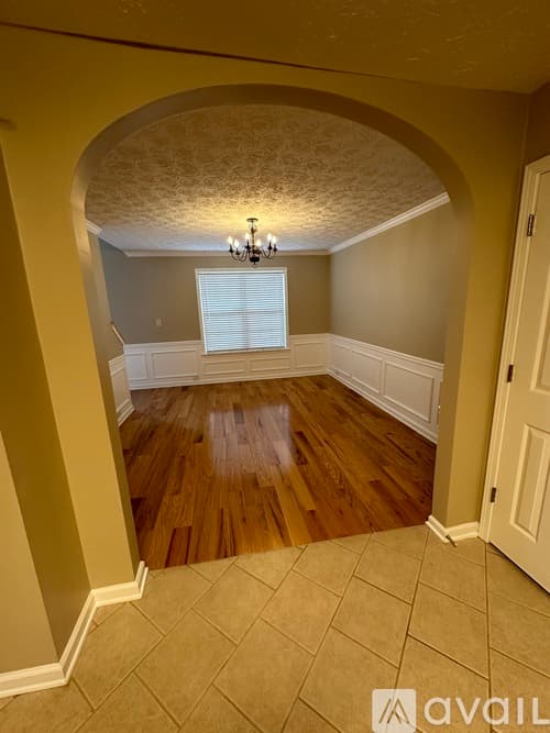 Cumming House: 1655 Berrywood Way