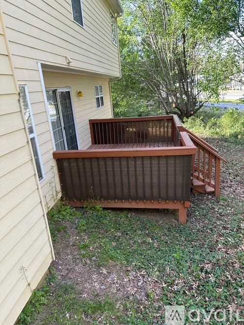 Cumming House: 1655 Berrywood Way