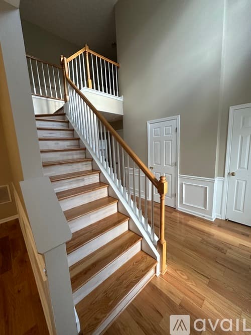 Cumming House: 1655 Berrywood Way