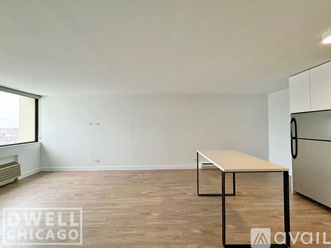 Chicago Apartment: 2625 N Clark St