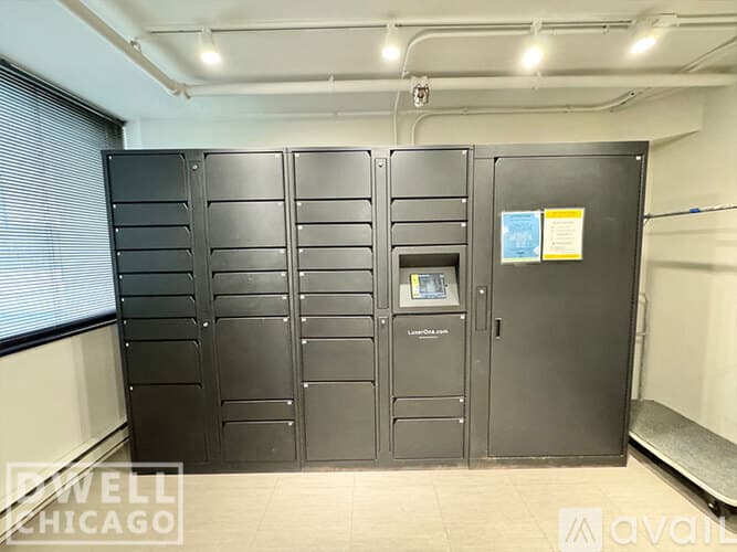 Chicago Apartment: 2625 N Clark St