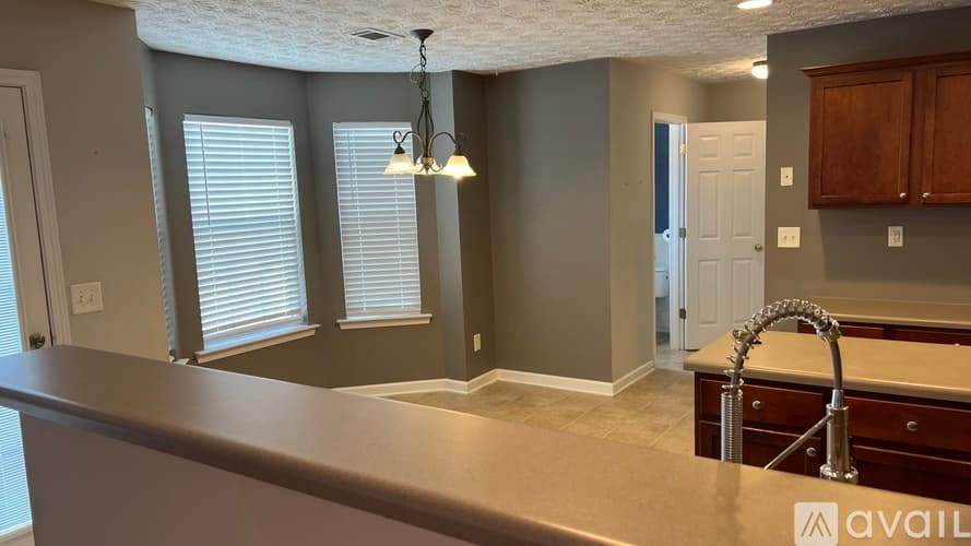 Buford House: 3500 Bogan Mill Rd NE