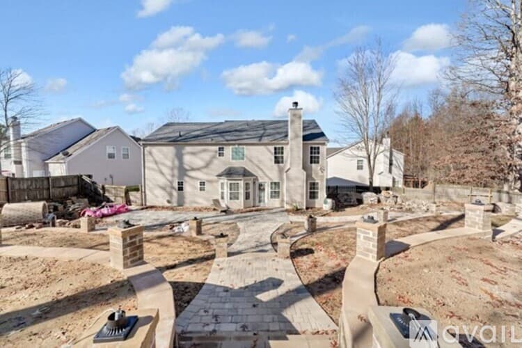 Buford House: 3500 Bogan Mill Rd NE