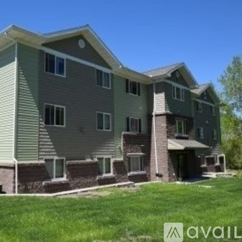 Mankato Apartment: 701 S Victory Dr