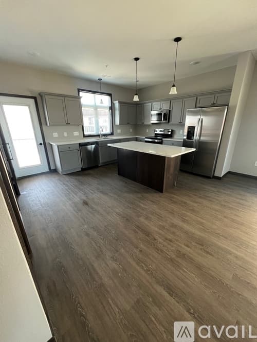 North Mankato Apartment: 2140 Rolling Green Trail
