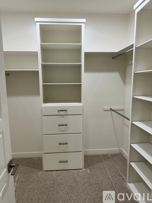 Newburgh Condo: 3755 High Pointe Lane