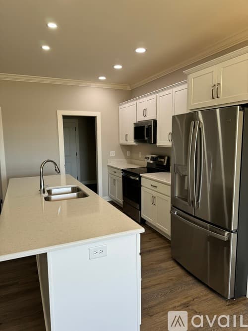 Newburgh Condo: 3755 High Pointe Lane