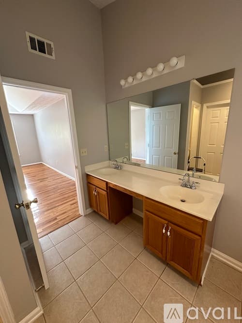 Cumming House: 1655 Berrywood Way
